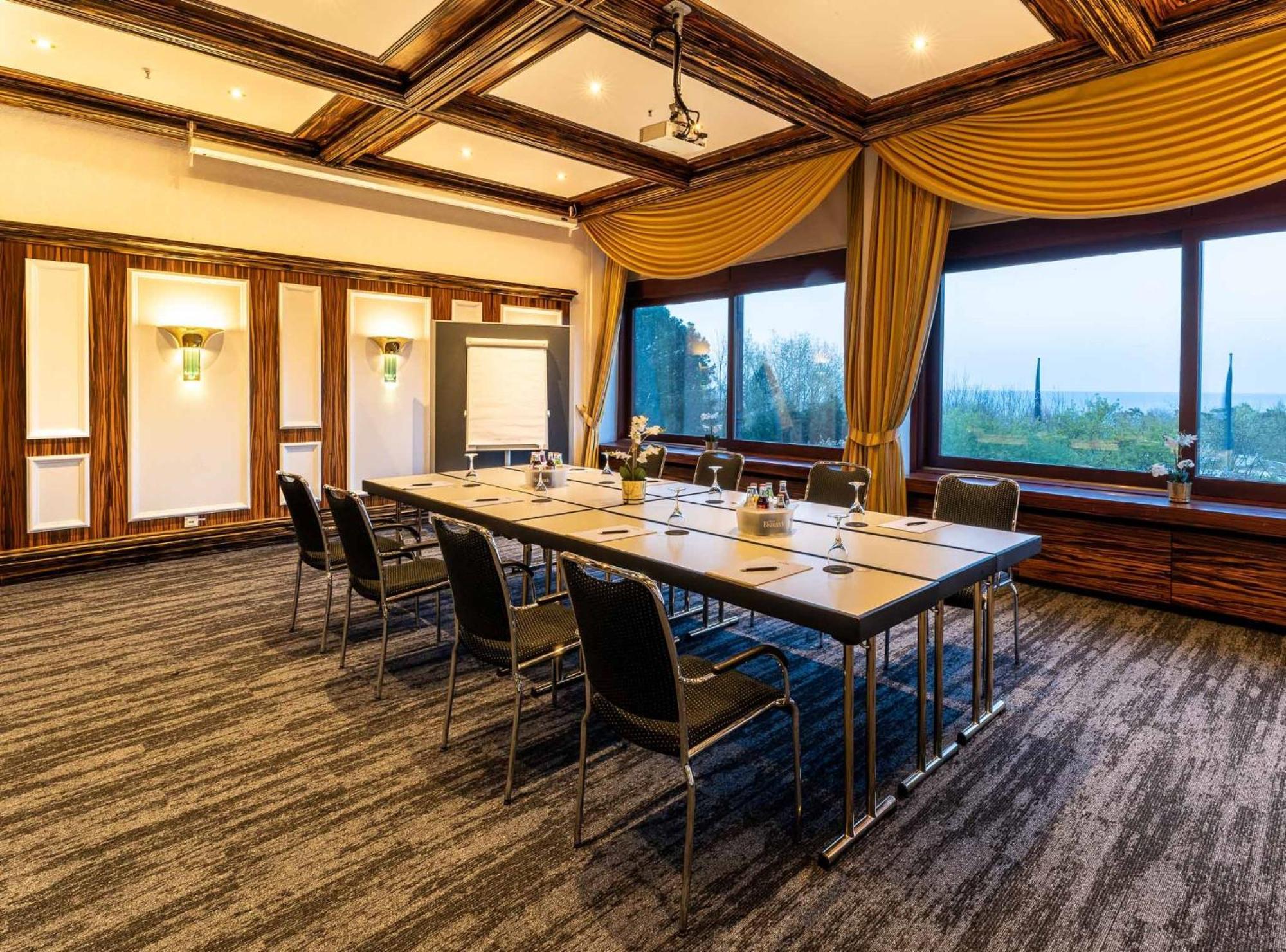 Plaza Premium Тіммендорфер-Штранд Екстер'єр фото